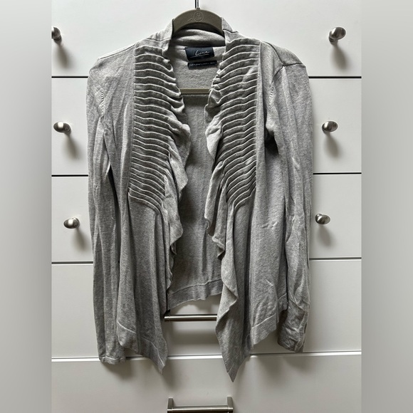 Line. Women’s Cardigan XS - Picture 2 of 6